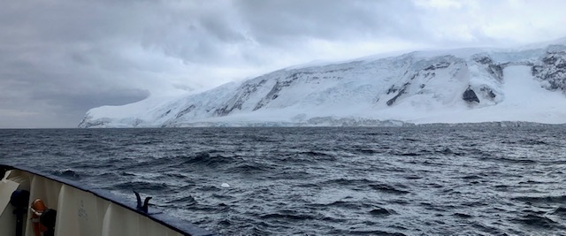 (c)_n.russ,_heritage_expeditions_-_departing_antarctica