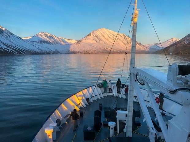 Cruising Bukta Russkaya, L.Gwynn