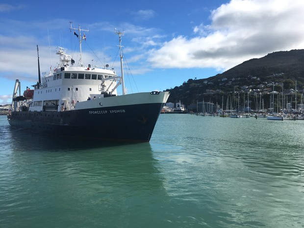 Spirit of Enderby Departing Lyttleton